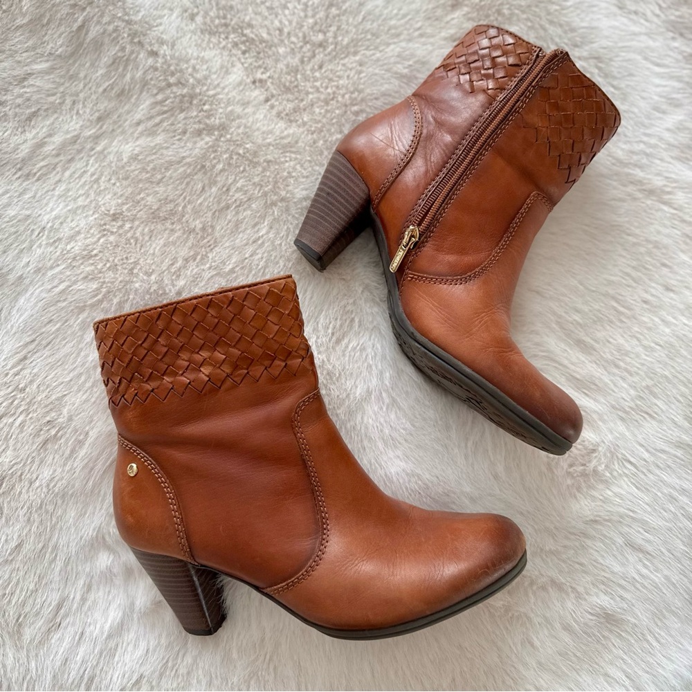 Pikolinos Verona Cognac Leather Boots with Woven Detail